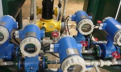 Elektromanyetik Akış Ölçer, Topraklama Halkası ile Donatılmıştır